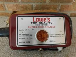The electric fence chargers come with a light indicator that tells whether the device is in operation or on standby. Lowe S Electric Fence Charger 5356 Estatesales Org