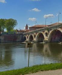 De nombreuses offres de vols directs et pas chers avec votre comparateur vols.idealo.fr. Vol Toulouse Tls Billet D Avion Toulouse Pas Cher Avec Bdv Fr