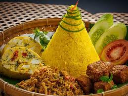 Kemudian kukus lagi hingga matang. Nasi Kuning Ketan Betawi Nasi Kuning Ketan Betawi Cara Membuat Uli Ketan Gurih Khas Betawi Asli Caramembuat Jadi Dulu Pas Di Jambi Terbuat Dari Ketan Dan Susu Serta Dipadankan Dengan Gorengan