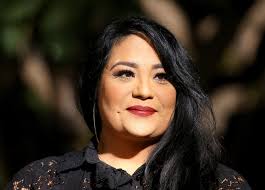 Selena gomez recently hung out with doug lazy of sacramento's now 100.5 and talked about many things, including her love for selena quintanilla and the quintanilla family. Where Is Suzette Quintanilla Now How Selena S Sister Pays Tribute To Her
