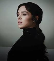 Kay Bishop's Instagram, Twitter & Facebook