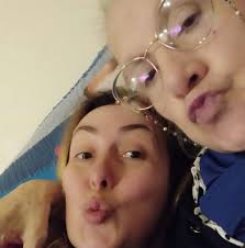 Forse non tutti sanno che quando John Lennon incontrò Yoko Ono nel 1966  lasciò la moglie Cinthia e il figlio Julian che allora aveva appena cinque  anni disinteressandosi totalmente del bambino. Chi