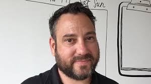 Drew Garner (Accolade): Inženýrský titul v Česku stále ještě něco znamená