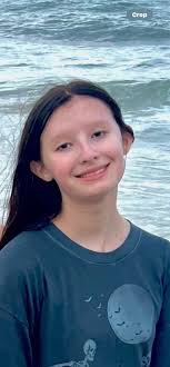 Having a real smile 😁😁 does not mean everything is okay 😍😍💙 💯💯 love  you all, my friend do you think everyone girl should make up her self