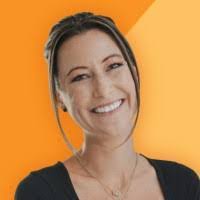 Amanda Schnur's Instagram, Twitter & Facebook