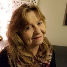 Marilyn Warden's Instagram, Twitter & Facebook