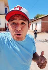 La Vieja Escuela: Humor Familiar con Abuelos