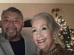 Introduction to a Florida woman's life and interests