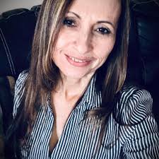 How to start a career as a traveling CNA with Arizona licensure?