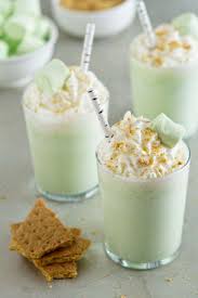 Key Lime Milkshake Milkshake Recipes Yummy Drinks Desserts