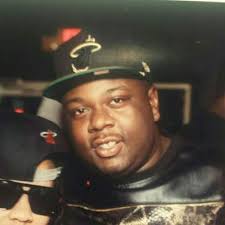 Stephanie Sickels (@SassySickels)