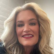 Jim Gaffigan — comedian and aspiring gardener — talks about the advantages  and disadvantages, of a bountiful harvest. https://cbsn.ws/3UW8LNz