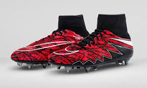 Made from synthetic material, they're designed primarily for midfielders. Nike Hypervenom Ii Exclusive Robert Lewandowski Edition Soccer Cleats 101