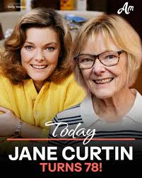 Paris Jackson broke the sad news that her engagement to music producer  Justin Long has been called off.💔 The couple had been together for three  years.