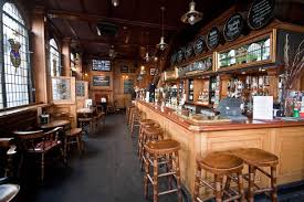 Bloomsbury Tavern London Beer Lens Photos Of Beer Pubs And Breweries From Around The World Pub British Pub Tavern