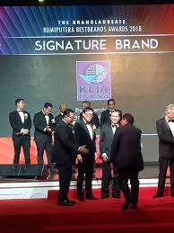 Klia premier holdings is the parent company of few subsidiaries company involved in various fields including construction, property development, project management, consultancy, training, engineering, design, information communication technology (ict) and others. Komuniti Klia Holdings Posts Facebook