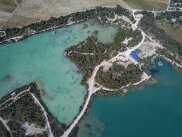 Maybe you would like to learn more about one of these? Coucoo Cabanes Grands Cepages Thibaut Modelia