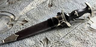 WW2 German, Soviet, Allied militaria, uniforms, awards, weapons history.  War relics forum