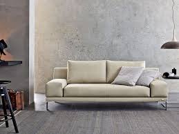 Guarda altre immagini sfogliando questa e altre gallerie fotografiche su design mag. Divani Piccoli 8 Modelli Doimo Salotti Divani Soggiorno Moderno Divano Angolare Piccolo