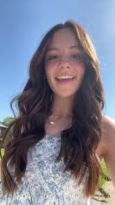 Annie Gaither's Instagram, Twitter & Facebook