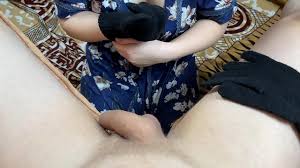 Wild MILF Wanks Big Cock Before Cumshot - XNXX.COM