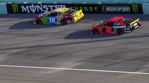 Kyle Busch Wins Nascar Cup Series After Martin Truex Miscue Miami Herald
