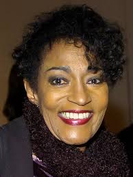 Paula Kelly Pictures