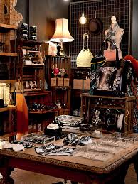 Das Sind Die 8 Coolsten Second Hand Shops Deutschlands Stylight