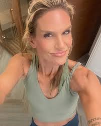 Lauren Sharp Anderson (@lsharpanderson_livinlife) • Instagram photos and  videos