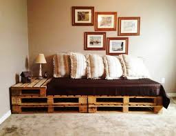 ᐅᐅ palettenmobel kaufen selber bauen shop anleitungen. Sofa Aus Paletten Integrieren Diy Mobel Sind Praktisch Und Originell