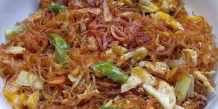 Menu sarapan tadi pagi nih. 7 Resep Bihun Goreng Yang Istimewa Dan Enak Cocok Jadi Menu Pelengkap Kapanlagi Com