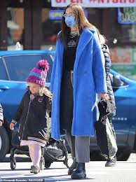 Irina shayk stepped out in matching coats with daughter lea de seine in new york city on may 12, 2021. Irina Shayk Picks Up Daughter Lea De Seine Age Three From School In New York City Broread Com