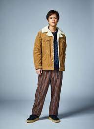 170cm以下男子へ 身長を 5cm高く見せるコーデテクニック part5 2021 スウェット チャンピオン インナーダウン 身長