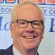 Good weekend in Peoria. Fun session with Saluki and Saluki Radio alum John  Alois Saturday. Then watched the SIU-Bradley game Sunday with former Saluki  SID John Lock and second half with former