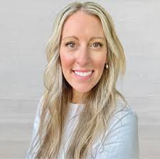 Julie Moore, Realtor (@Juliesellsmoore) • Facebook