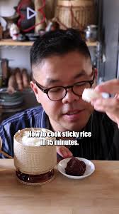 Soaking Sticky Rice with Spoon