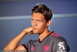 He gained uefa champions league experience at mönchengladbach and made over 175 appearances during his time in the bundesliga, prior to signing for southampton in july 2018. Uhfrfntv1yim6m