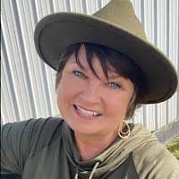 Cass Foley's Instagram, Twitter & Facebook