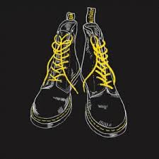 Martens to pull off the grunge look with this fun styling . Shoes Docmartens Gif Shoes Docmartens Grunge Discover Share Gifs