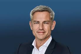 Chase Buchanan Private Wealth Management Group CEO, Lee Eldridge, On  Growth, Trust And Simplifying Financial Advice For Expats