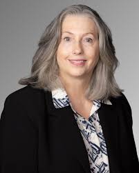 Denise Canales's Instagram, Twitter & Facebook