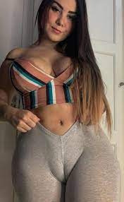 I've never seen asian women this hot irl. Camel Toe