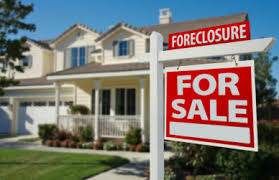 How To Buy A Foreclosed Home At An Auction In 5 Steps Real Estate Sell House Fast Foreclosed Homes
