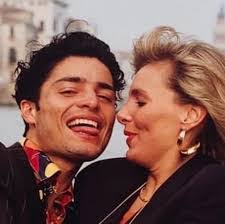 Alma Maese's Instagram, Twitter & Facebook