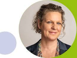 Laura Hackenberg's Instagram, Twitter & Facebook