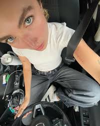 Ivanna (@iivannaburr) • Instagram-Fotos und -Videos