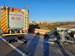 Dos Hermanas De Loja Mueren En Un Accidente Cuando Iban De Excursion Al Caminito Del Rey Ideal