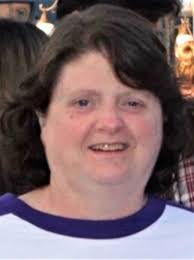 Holly Bagwell's Instagram, Twitter & Facebook