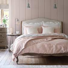 This time pink walls are pushed to the 101 pink bedrooms with images, tips and accessories to help you decorate yours. Pink Bedroom Ideas That Can Be Pretty And Peaceful Or Punchy And Playful