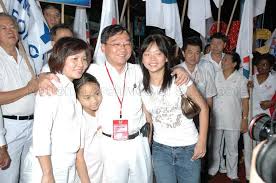 In august 2015, the mca launched a $3 billion action plan for successful ageing to help singaporeans age confidently and lead active lives, with strong bonds with family and community. Gan Kim Yong